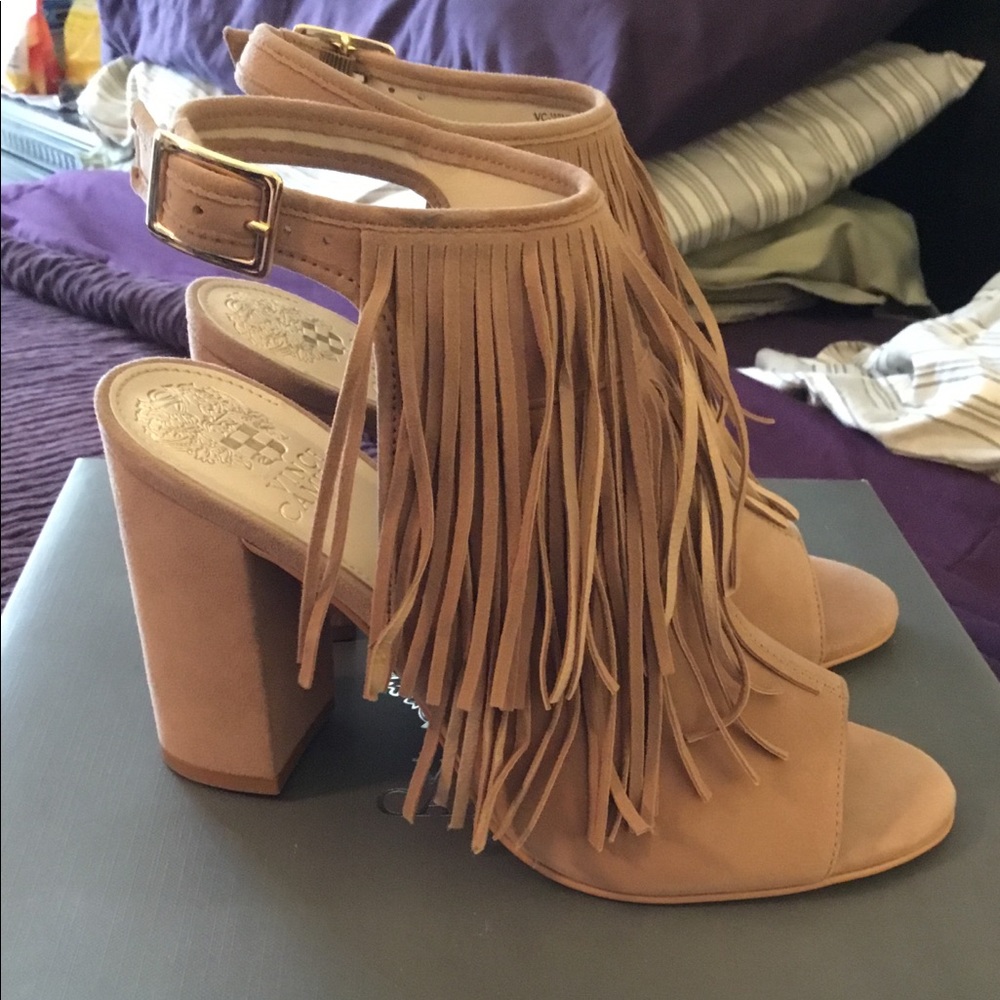 Never Worn! Vince Camuto Winiveer